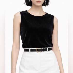 VINTAGE - Black Velvet Sleeveless Top